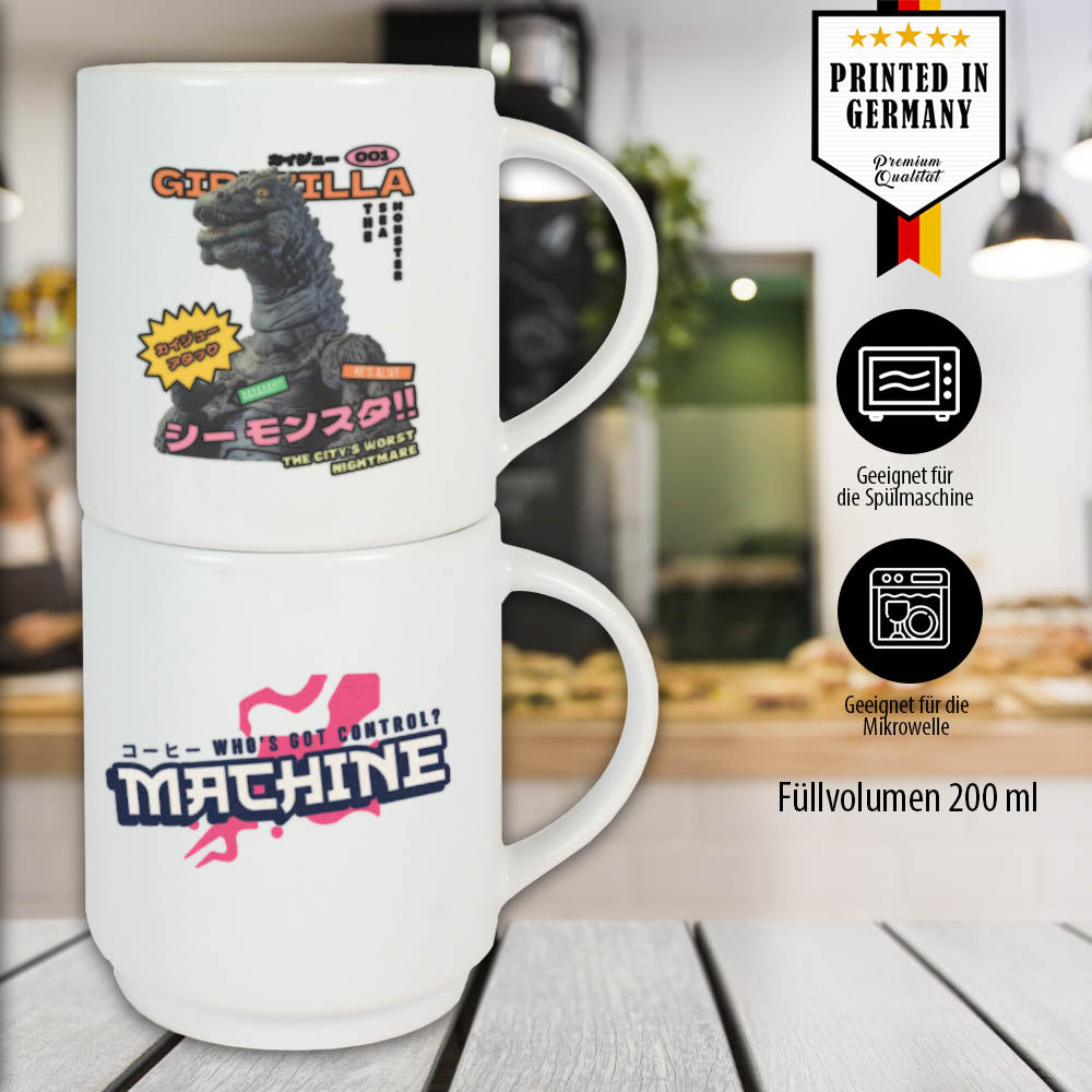 Zwei stapelbare Fototassen mit bedrucktem Motiv, 200 ml, spülmaschinen- und mikrowellengeeignet, Made in Germany.